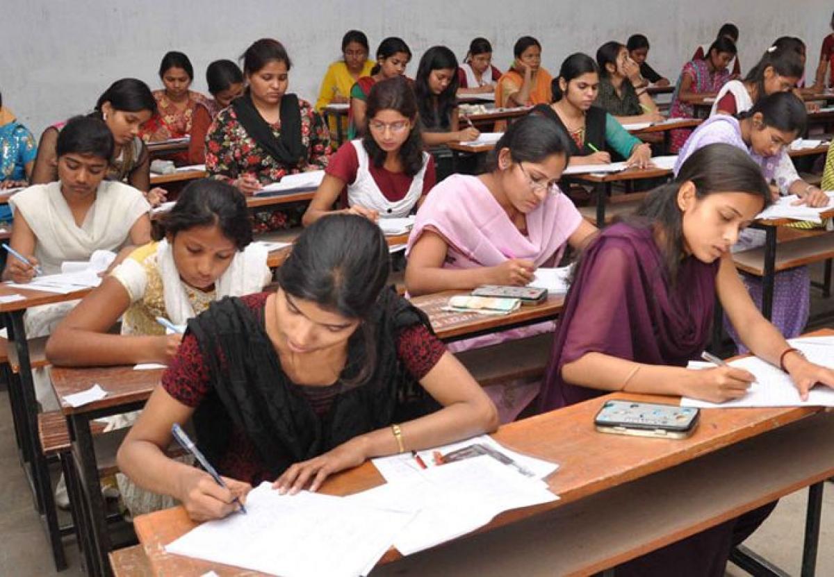 4,55,481 Inter 1st year students attended for Public Exam in Telangana